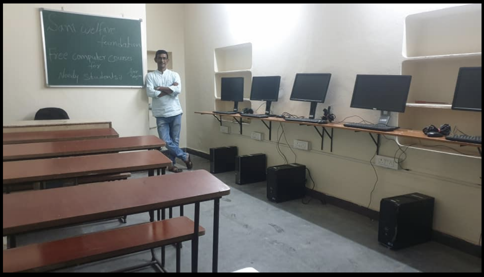 Free Computer Classes for Needy
