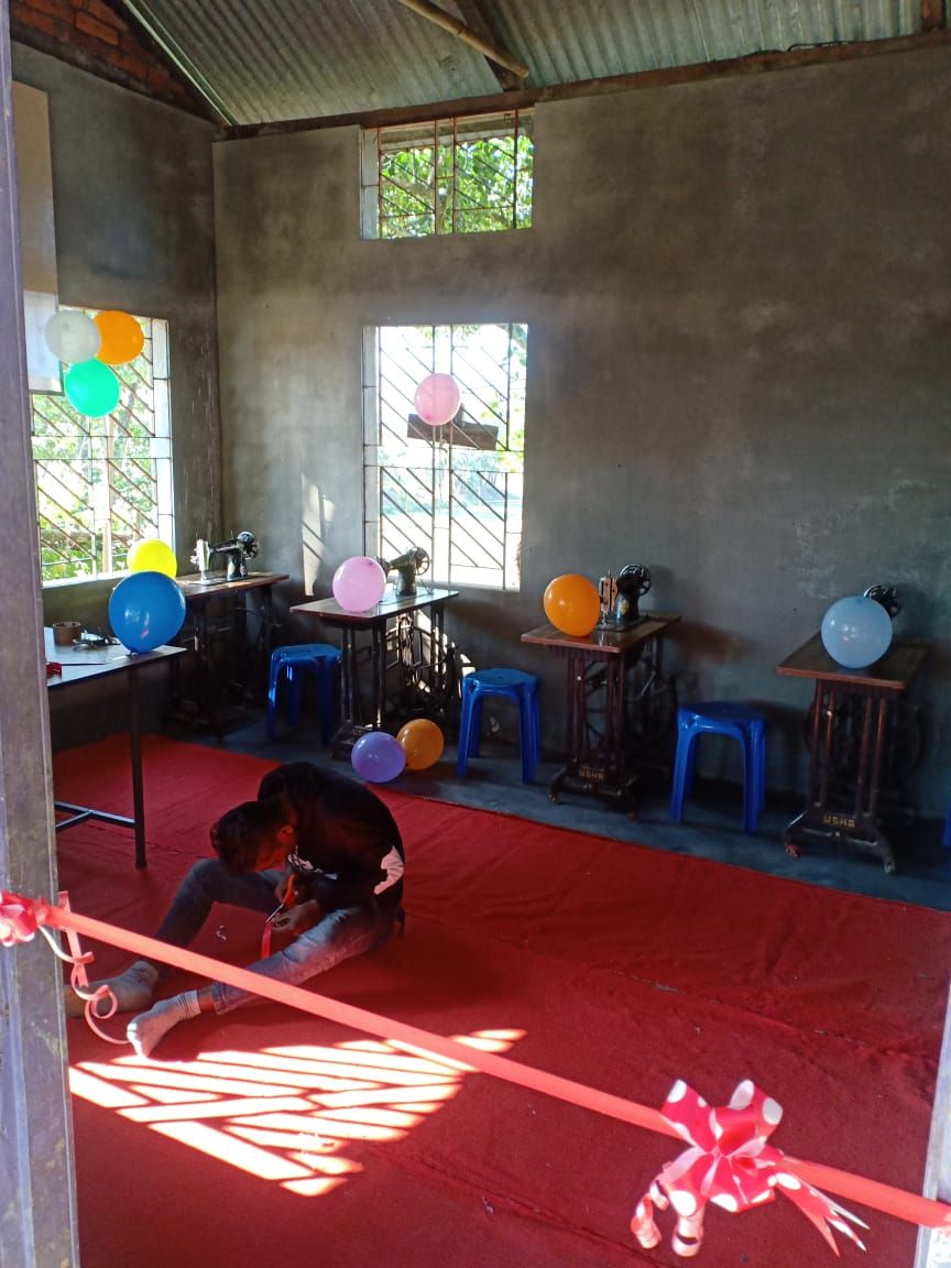 Stitching lessons at Silai se Kamai Tak